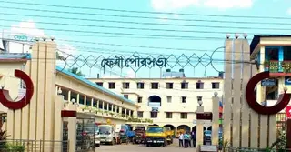 পার্কিং স্পেসে ব্যবসা, ফেনীতে ২২ প্রতিষ্ঠানের ট্রেড লাইসেন্স বাতিল